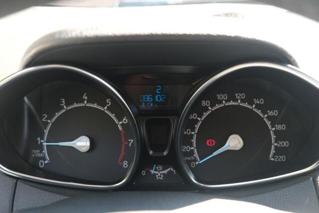 Ford ECOSPORT 1.0 EcoBoost 125pk Titanium S | Navi | Climate | Cruise | Keyless | Camera | Winter Pakket | Trekhaak