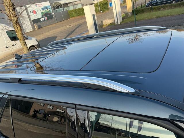 Ford EXPLORER 3.0 V6 EcoBoost PHEV Platinum 457pk | 7 persoons | Trekhaak | Panoramadak | BTW verrekenbaar | Adaptieve Cruise | Lederen bekleding | Stoelverwarming