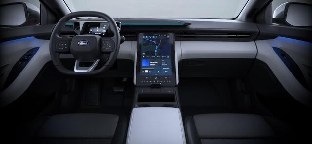 Ford EXPLORER Premium Extended Range AWD 79 kWh 340pk | Driver Assistance Pack | Panoramadak | Warmtepomp