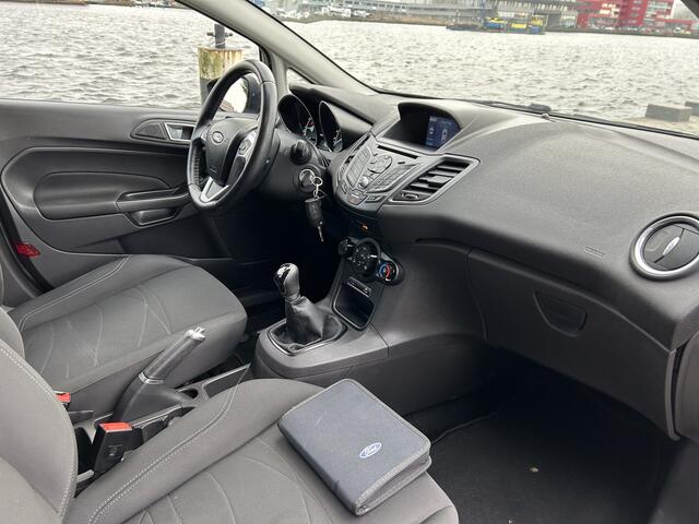 Ford FIESTA 1.0 Style Ultimate 5 deurs navigatie airco/ecc