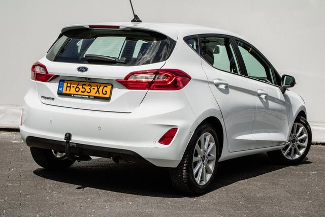 Ford FIESTA 1.0 EcoBoost Titanium Trekhaak/ Led/ Carplay/ Navigatie/ Stoel-stuurverwarming/ Blindspot/ 16" Lmv
