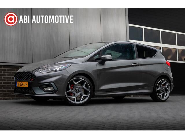 Ford FIESTA 1.5 EcoBoost ST-3 200 pk / Miltek-Uitlaat/ Recaro-Stoelen/ Stoel.Verw/ Keyless/ B&O-Sound/ Xenon/ Camera/ 18'' LMV