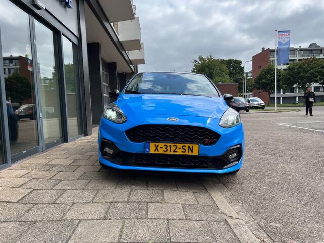 Ford FIESTA 1.5 ECOB. ST-3 200PK PERFORMANCE