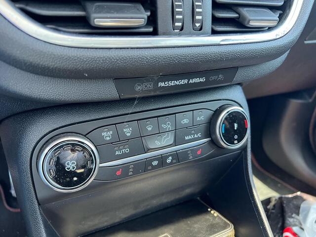Ford FIESTA 1.0 EcoBoost Hybrid ST-Line X | Panoramadak | B&O | Adaptieve Cruise Control | Winterpack