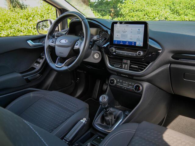 Ford FIESTA 1.0 EcoBoost Titanium | TREKHAAK | WINTERPACK | CARPLAY |