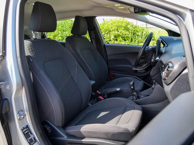 Ford FIESTA 1.0 EcoBoost Titanium | TREKHAAK | WINTERPACK | CARPLAY |