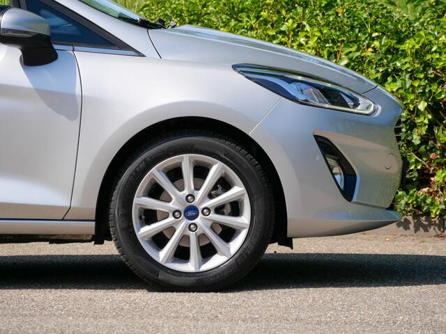 Ford FIESTA 1.0 EcoBoost Titanium | TREKHAAK | WINTERPACK | CARPLAY |