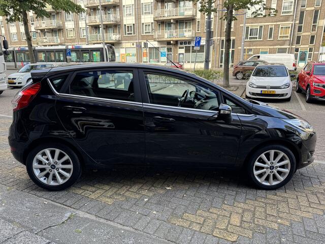 Ford FIESTA 1.0 EcoBoost Titanium Automaat | Navigatie | Climate Control | Cruise Control | Parkeersensoren | Lichtmetalen Velgen | Dealeronderhouden | NAP |