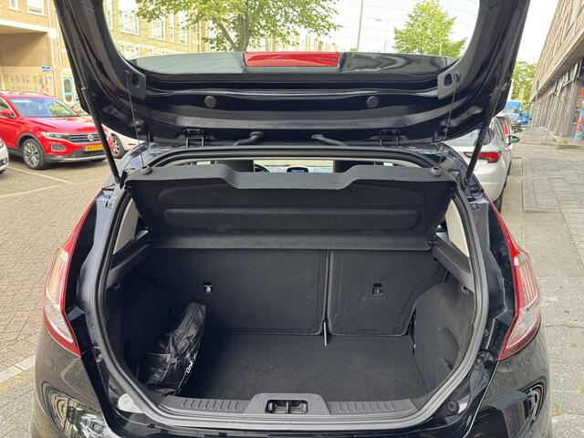 Ford FIESTA 1.0 EcoBoost Titanium Automaat | Navigatie | Climate Control | Cruise Control | Parkeersensoren | Lichtmetalen Velgen | Dealeronderhouden | NAP |