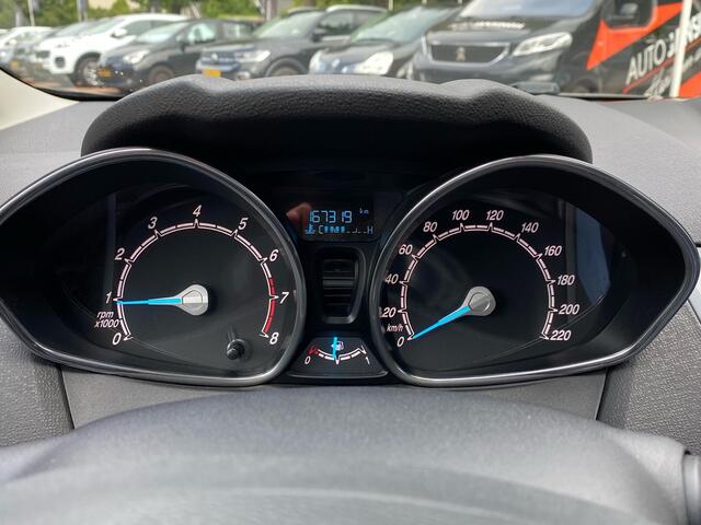 Ford FIESTA 1.0 Style Ultimate | Cruise Control | Airco | Navigatie | PDC | LM Velgen | RIJKLAARPRIJS INCL 12 MAANDEN GARANTIE EN BEURT