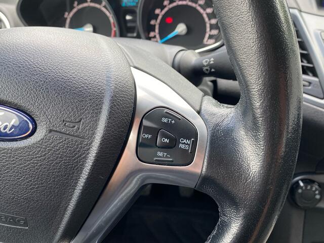 Ford FIESTA 1.0 Style Ultimate | Cruise Control | Airco | Navigatie | PDC | LM Velgen | RIJKLAARPRIJS INCL 12 MAANDEN GARANTIE EN BEURT