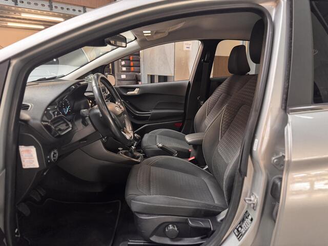 Ford FIESTA 1.0 EcoBoost Titanium Navi Trekhaak Privacy Glass Dealeronderhouden
