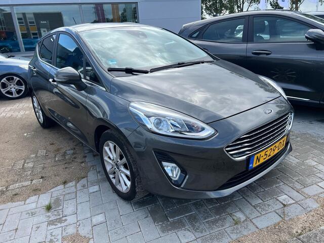 Ford FIESTA 1.0 EcoBoost Titanium 95pk | Winterpack | Sync 3 Navigatie | Trekhaak