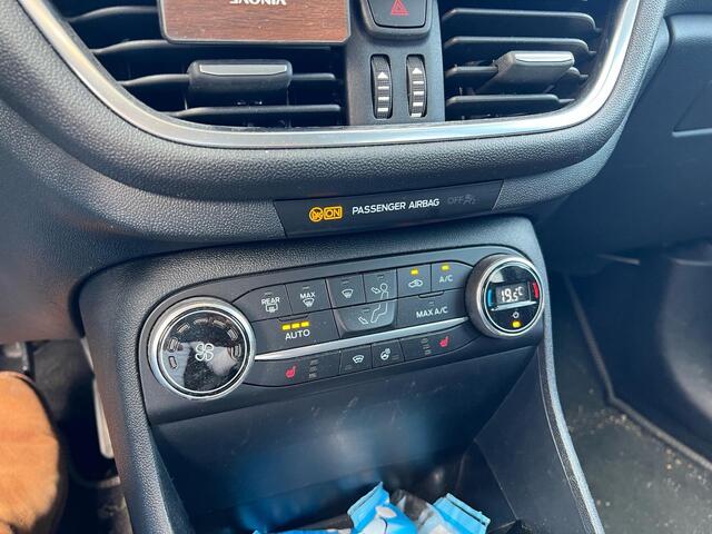 Ford FIESTA 1.0 EcoBoost Titanium 95pk | Winterpack | Sync 3 Navigatie | Trekhaak