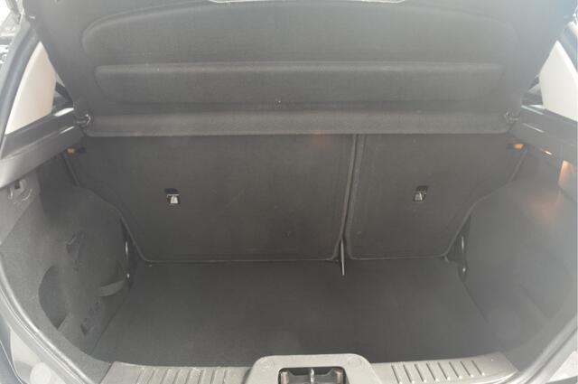 Ford FIESTA 1.0 EcoBoost Titanium // CLIMA // CRUISE // PDC // NAVI //