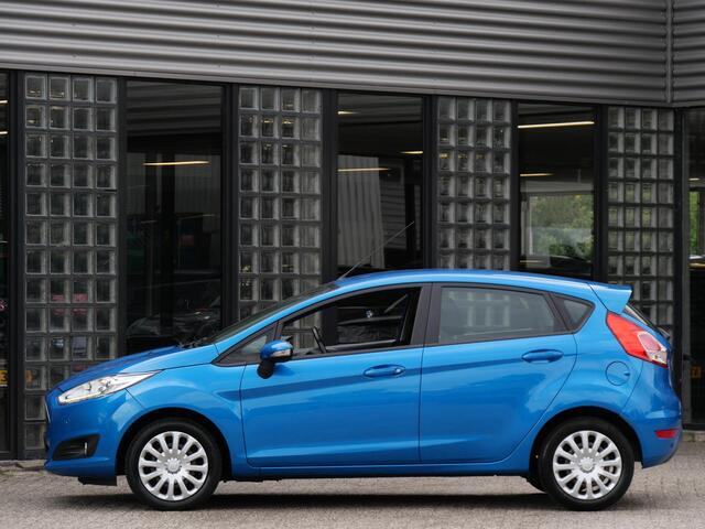 Ford FIESTA 5D 1.0 STYLE ULTIMATE/ NAVI/ PDC V+A