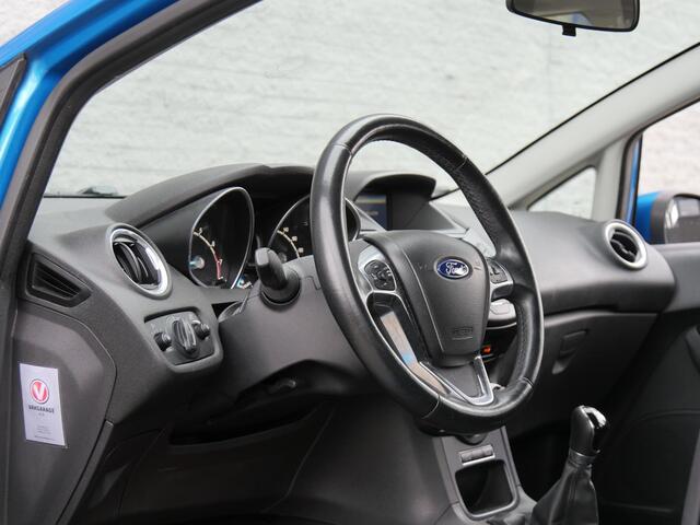 Ford FIESTA 5D 1.0 STYLE ULTIMATE/ NAVI/ PDC V+A