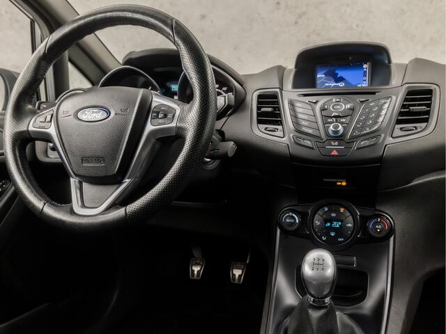 Ford FIESTA 1.0 EcoBoost ST Line (NAVIGATIE, CLIMATE, LM VELGEN, SPORTSTOELEN, NIEUWE APK, CRUISE, PARKEERSENSOREN, ZWART HEMEL, NIEUWSTAAT)