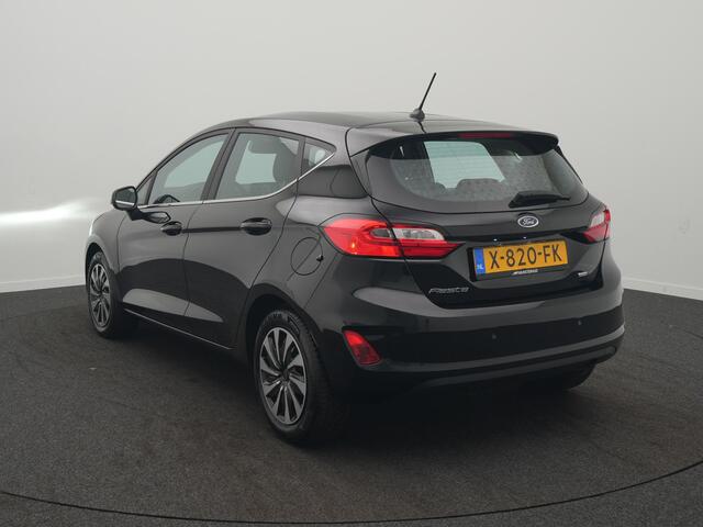 Ford FIESTA 1.0 EcoBoost Hybrid Titanium - RIJKLAARPRIJS - All Seasonbanden - Uniek lage KM-stand! - Apple Carplay/Android Auto