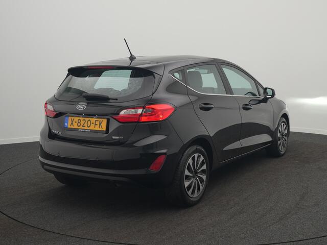 Ford FIESTA 1.0 EcoBoost Hybrid Titanium - RIJKLAARPRIJS - All Seasonbanden - Uniek lage KM-stand! - Apple Carplay/Android Auto