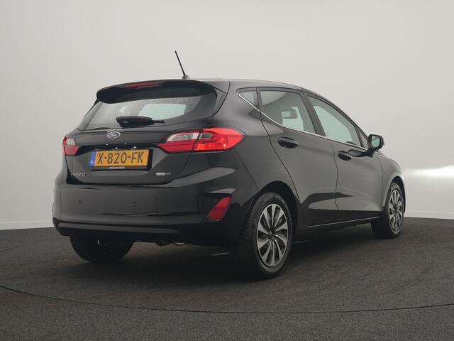 Ford FIESTA 1.0 EcoBoost Hybrid Titanium - RIJKLAARPRIJS - All Seasonbanden - Uniek lage KM-stand! - Apple Carplay/Android Auto