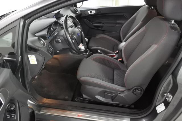 Ford FIESTA 1.0 EB 125pk ST Line 17"