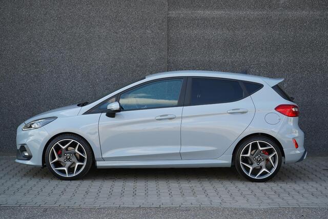 Ford FIESTA 1.5 EcoBoost ST-3 performance pack/B&O/Keyless/Carplay/Navi