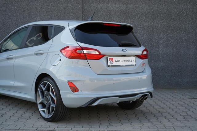 Ford FIESTA 1.5 EcoBoost ST-3 performance pack/B&O/Keyless/Carplay/Navi