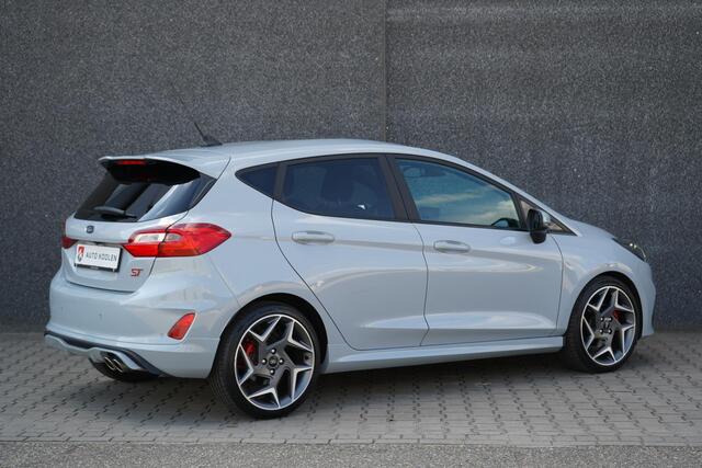 Ford FIESTA 1.5 EcoBoost ST-3 performance pack/B&O/Keyless/Carplay/Navi