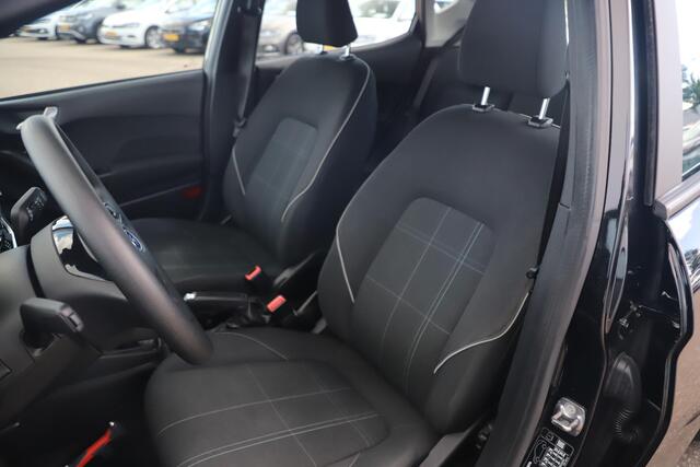 Ford FIESTA 1.1 Trend Carplay Android Navigatie Airco Cruise Control PDC 17 inch ST Line Velgen All Season Banden!