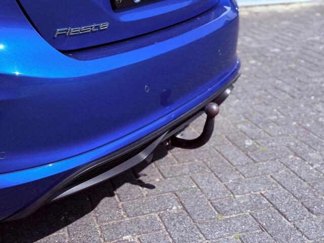 Ford FIESTA EcoBoost 95pk ST-Line | Trekhaak | Winterpack | Cruise | Grote spoiler | Led | Apple carplay |