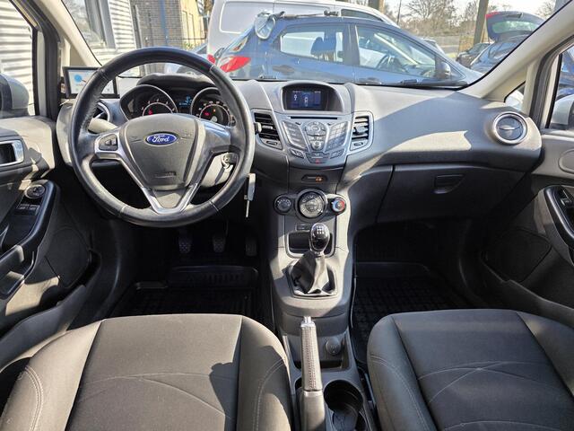 Ford FIESTA 1.0 Style **AIRCO-NAVI-PDC**
