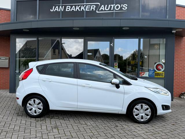 Ford FIESTA 1.5 TDCi Style | navigatie | Bluetooth | PDC