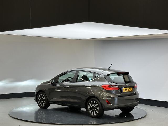 Ford FIESTA 1.0 EcoBoost Hybrid Titanium | Cam achter | Clima | 7300 km! | NL Auto |Dealer onderhouden