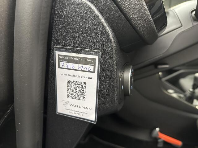 Ford FIESTA 1.0 EcoBoost Hybrid Titanium | Cam achter | Clima | 7300 km! | NL Auto |Dealer onderhouden