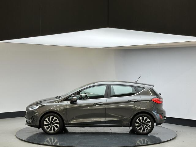 Ford FIESTA 1.0 EcoBoost Hybrid Titanium | Cam achter | Clima | 7300 km! | NL Auto |Dealer onderhouden