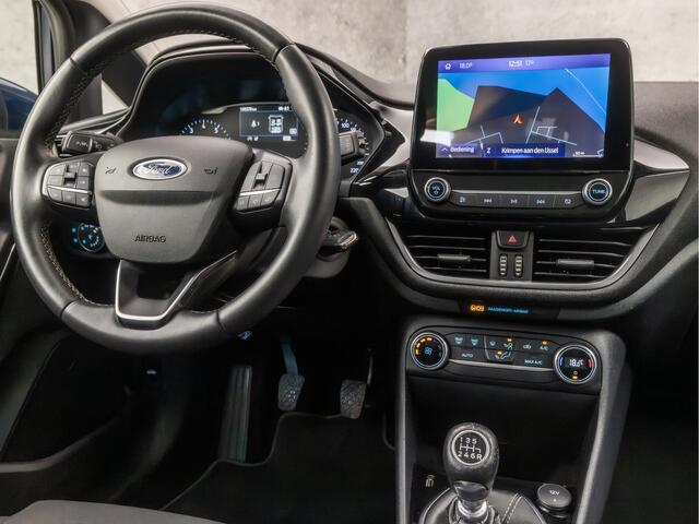 Ford FIESTA 1.0 EcoBoost Titanium Sport (APPLE CARPLAY, GROOT NAVI, CLIMATE, ADAPTIVE CRUISE, CAMERA, SPORTSTOELEN, LED KOPLAMPEN, LM VELGEN, LANE ASSIST, NIEUWSTAAT)