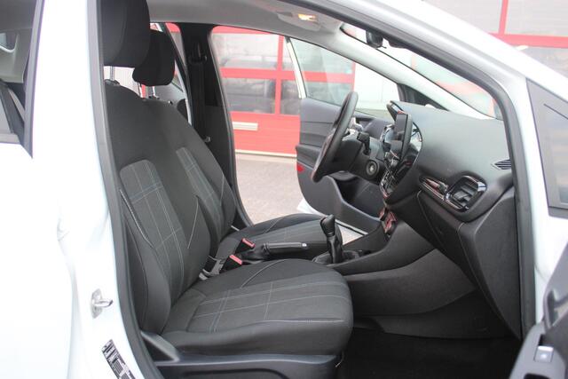 Ford FIESTA 1.1 Trend Styling en Navigation Pack | Driver Assistance Pack 1| Apple CarPlay | Cruise | 16" | PDC | DAB