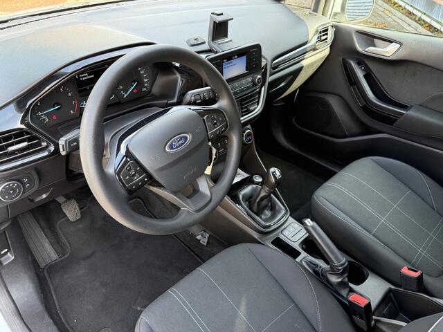 Ford FIESTA 1.1 Trend Met 56.217km!! | Airco | Bluetooth | Cruise Control | Rijstrooksensor | RIJKLAARPRIJS INCL 12 MAANDEN GARANTIE EN BEURT