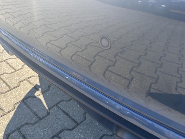 Ford FIESTA 1.0 EcoBoost Hybrid ST-Line X Navigatie, Cruise Control & Airco