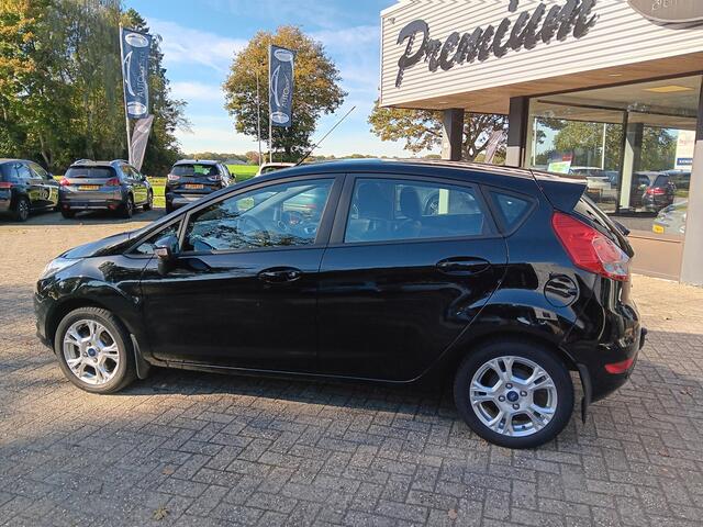 Ford FIESTA 1.0 Style Ultimate NAV PDC VOORUITVERW LMV TREKH