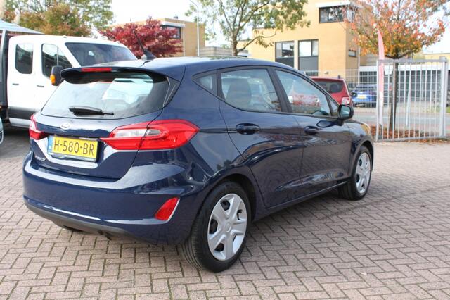 Ford FIESTA 1.0 EcoB. Connected apple carplay/andriod.