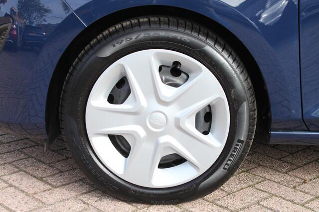 Ford FIESTA 1.0 EcoB. Connected apple carplay/andriod.