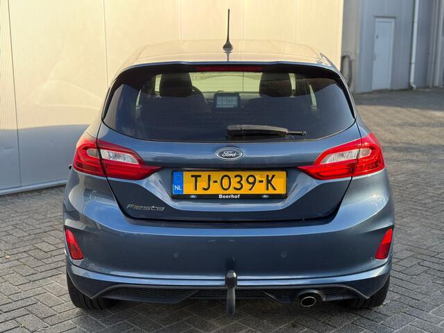Ford FIESTA 100pk EcoBoost ST-Line | 18inch | Trekhaak | Voorrruitverw. | Clima | Grote Spoiler | PDC achter | Dab |