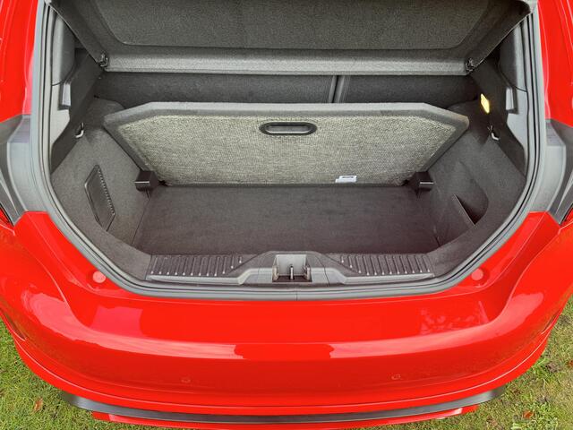 Ford FIESTA 1.5 EB 200PK ST-3 | LED MATRIX | KEYLESS | WINTERPACK | STOER | LUXE |