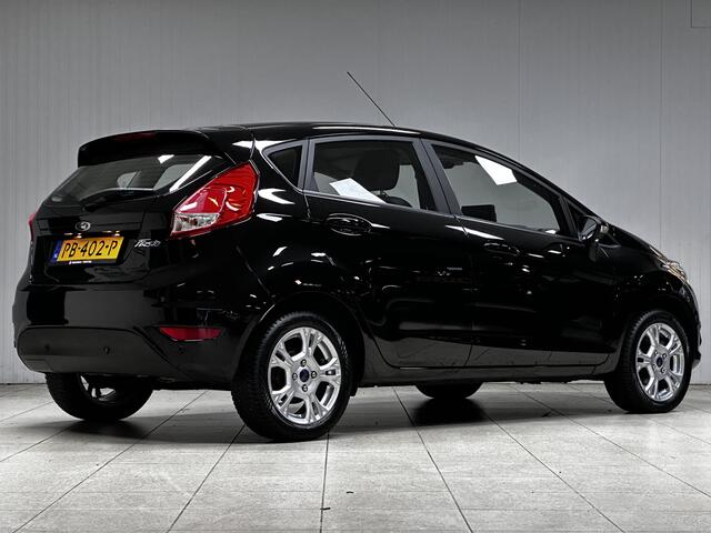 Ford FIESTA 1.0 Style Ultimate/ 15'' LMV/ Apple + Android/ PDC V+A/ Airco/ Cruise!/ Elek. pakket/ Isofix/ Bluetooth/ Multi. LEDER. Stuur/ Mistl./ LED Dagrijverl.
