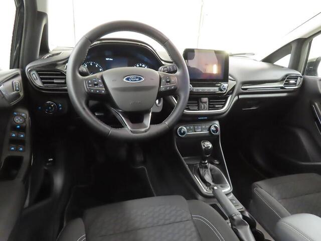 Ford FIESTA 125pk Eco Hybrid Titanium Navigatie Climat Adaptieve Cruise Control 19.000km NL-Auto