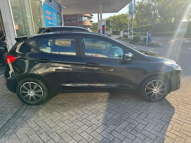 Ford FIESTA 1.1 85pk 5dr Trend