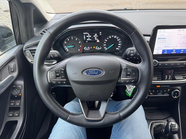 Ford FIESTA 1.0 Hybrid Titanium ecc,navi,led,pdc,sportdop