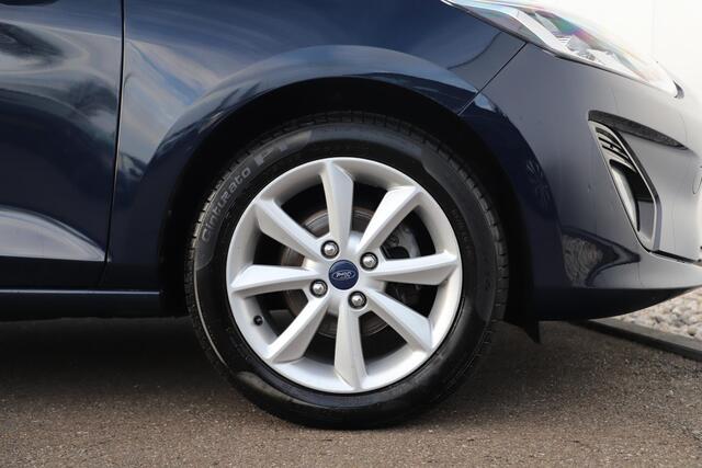 Ford FIESTA 1.1 Trend Trekhaak Navigatie 15 inch LMV Cruise Control Airco Bluetooth Elektrische Ramen